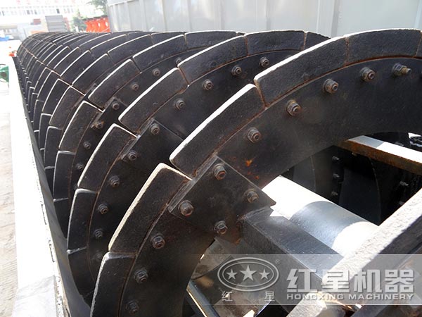 螺旋分級(jí)機(jī)細(xì)節(jié) 螺旋分級(jí)機(jī)細(xì)節(jié)