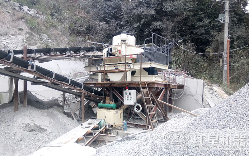 碎石整形機(jī)作業(yè)現(xiàn)場(chǎng) 碎石整形機(jī)作業(yè)現(xiàn)場(chǎng)