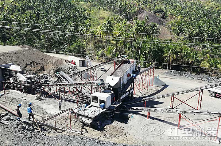 移動式圓錐破生產現場 移動式圓錐破生產現場
